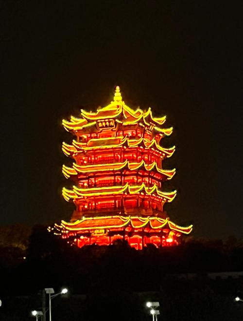 武汉夜生活哪里好_武汉夜生活养生网导航_武汉夜生活论坛最新活动